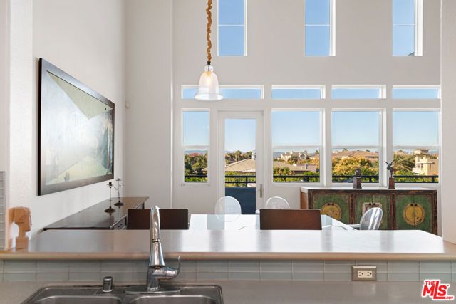 7100 Playa Vista Drive 405, Los Angeles, CA 90094