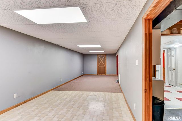 624 N PINE Street, Taylorville, IL 62568