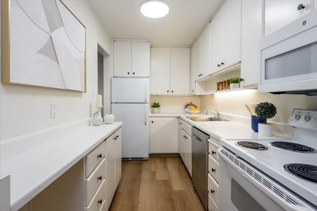 816 N Delaware Street 203, San Mateo, CA 94401