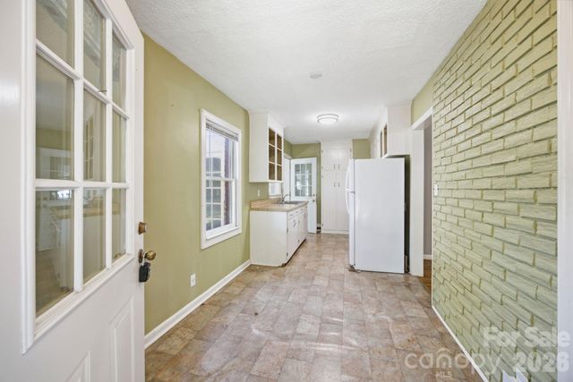 3129 Iredell Drive, Charlotte, NC 28269