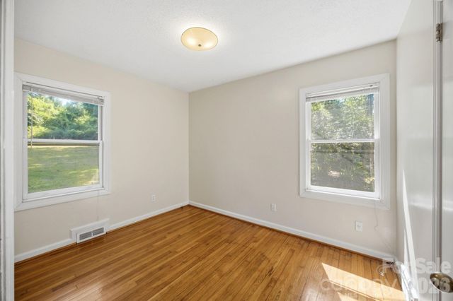 3129 Iredell Drive, Charlotte, NC 28269