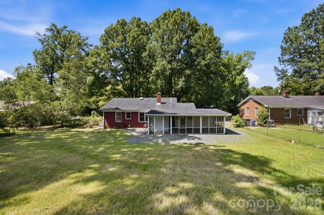 3129 Iredell Drive, Charlotte, NC 28269