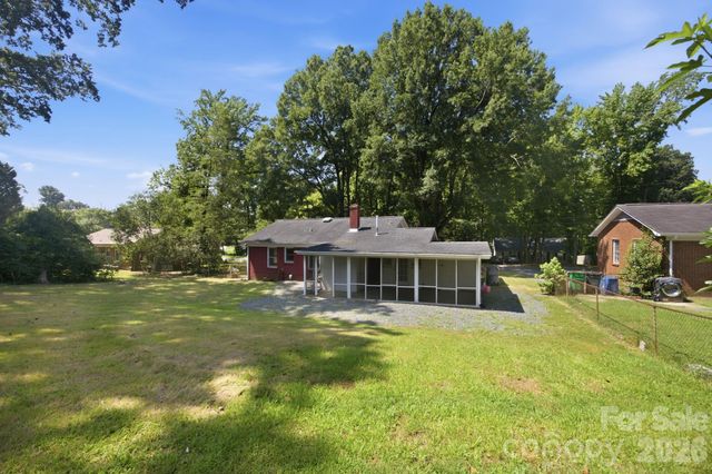 3129 Iredell Drive, Charlotte, NC 28269
