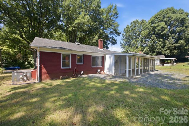 3129 Iredell Drive, Charlotte, NC 28269