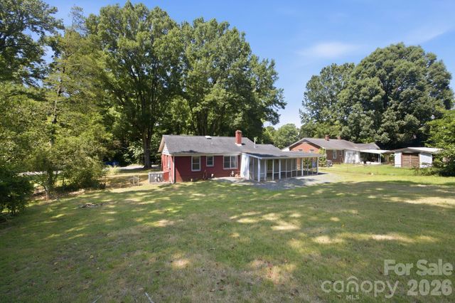3129 Iredell Drive, Charlotte, NC 28269