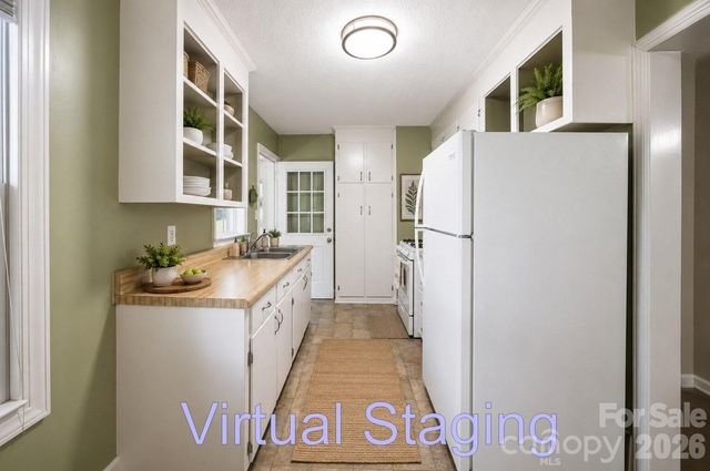 3129 Iredell Drive, Charlotte, NC 28269
