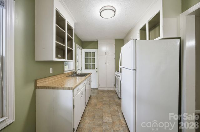3129 Iredell Drive, Charlotte, NC 28269