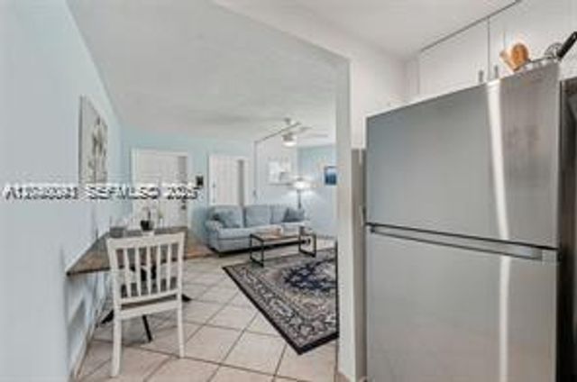 90 NE 19th Avenue 1, Deerfield Beach, FL 33441