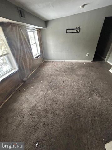 207 N CAREY ST, Baltimore, MD 21223