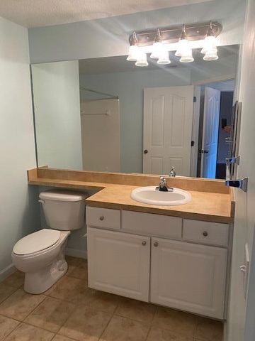 1101 Myrtlewood Circle E 101, Palm Beach Gardens, FL 33418