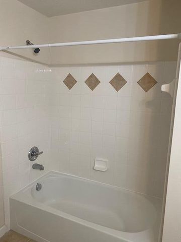 1101 Myrtlewood Circle E 101, Palm Beach Gardens, FL 33418