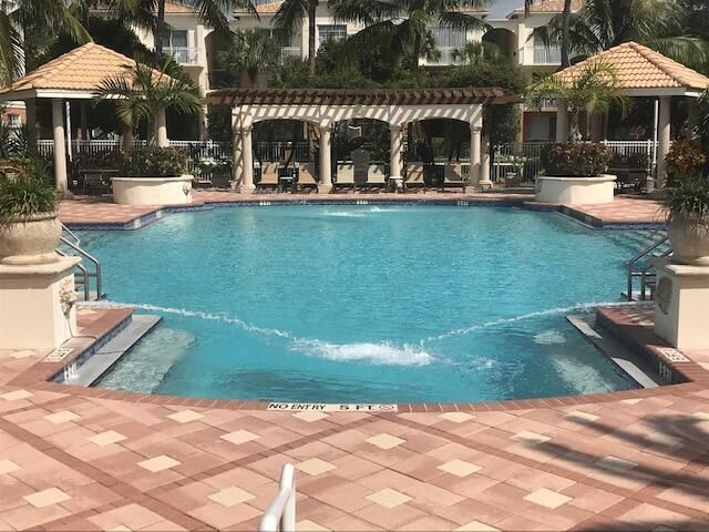 1101 Myrtlewood Circle E 101, Palm Beach Gardens, FL 33418