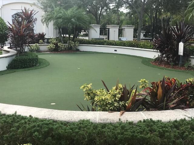 1101 Myrtlewood Circle E 101, Palm Beach Gardens, FL 33418