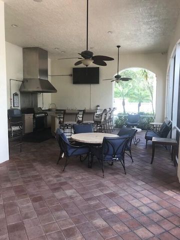 1101 Myrtlewood Circle E 101, Palm Beach Gardens, FL 33418