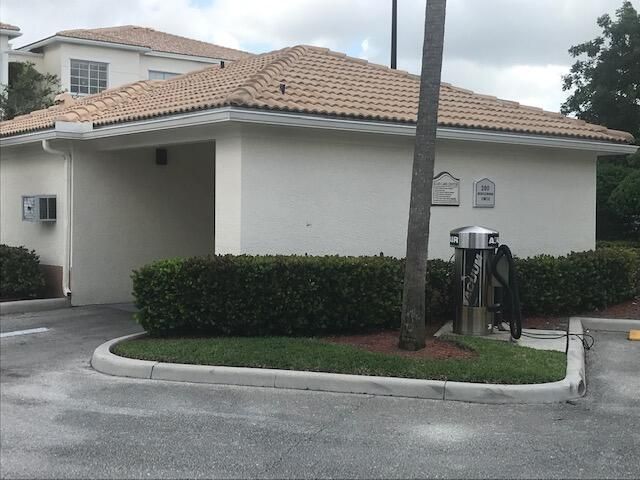 1101 Myrtlewood Circle E 101, Palm Beach Gardens, FL 33418
