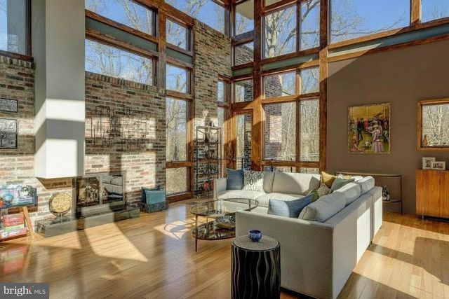 1127 WINDING DR, Cherry Hill, NJ 08003