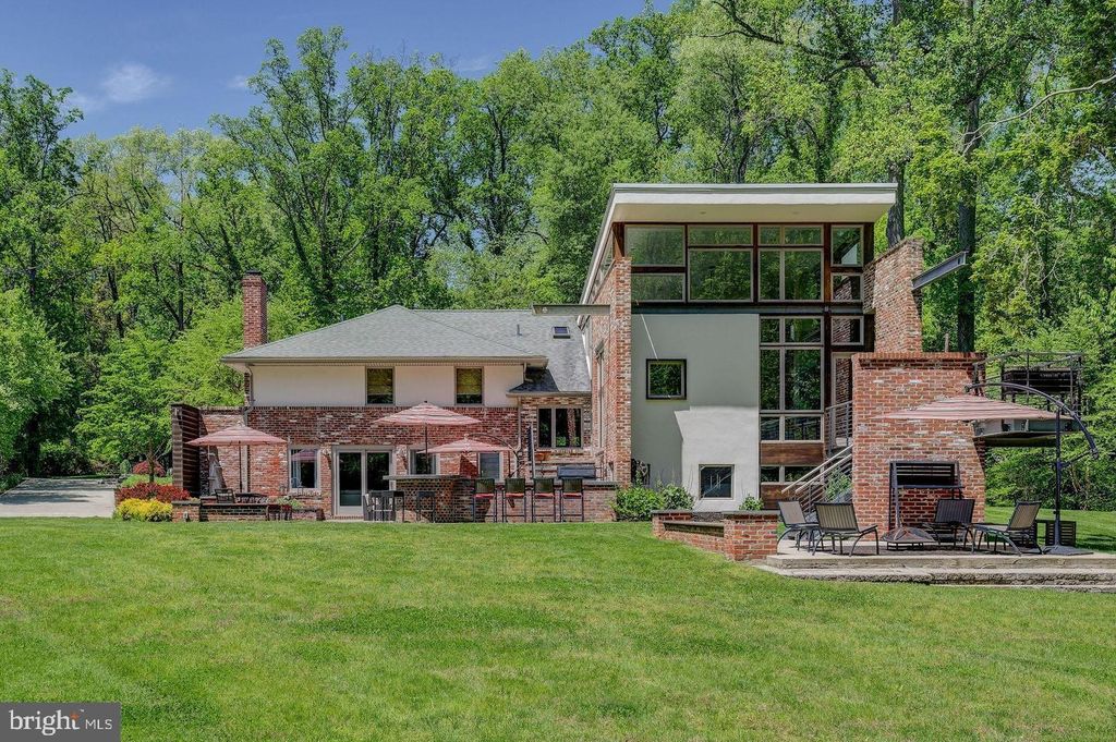 1127 WINDING DR, Cherry Hill, NJ 08003