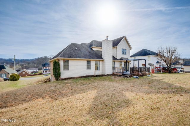 106 Meadow Court, Gray, TN 37615