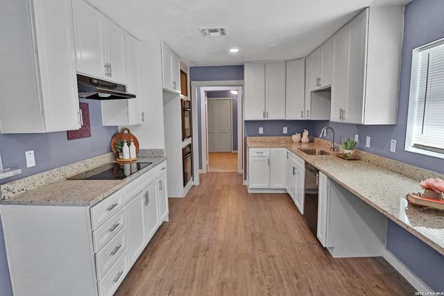 4322 WAIKIKI DR, San Antonio, TX 78218