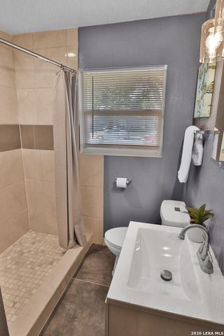 4322 WAIKIKI DR, San Antonio, TX 78218