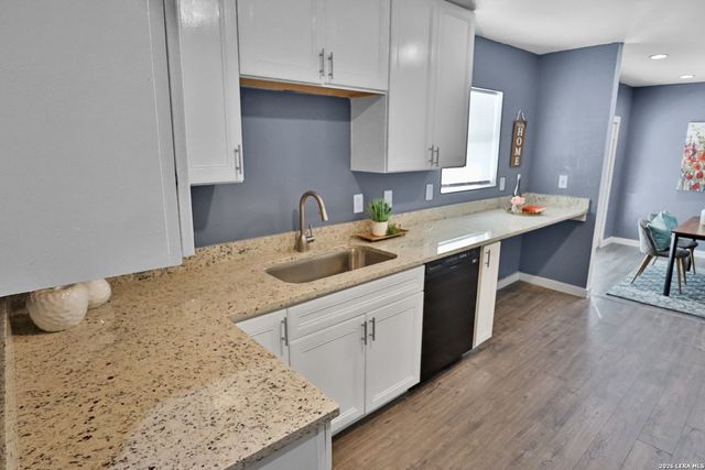 4322 WAIKIKI DR, San Antonio, TX 78218
