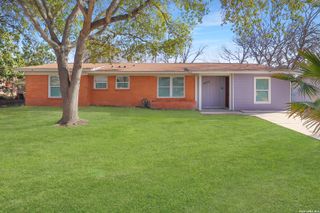 4322 WAIKIKI DR, San Antonio, TX 78218