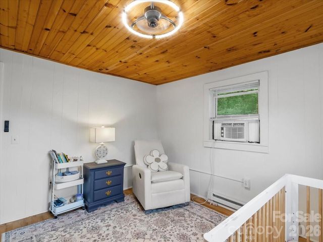 352 Jakes Branch Road, Spruce Pine, NC 28777