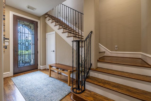 2105 Mcduffie Street, Houston, TX 77019