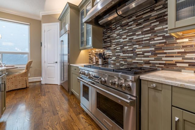 2105 Mcduffie Street, Houston, TX 77019
