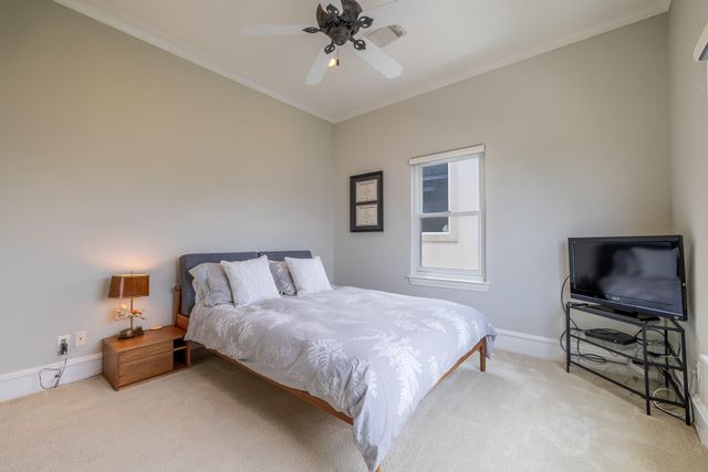 2105 Mcduffie Street, Houston, TX 77019