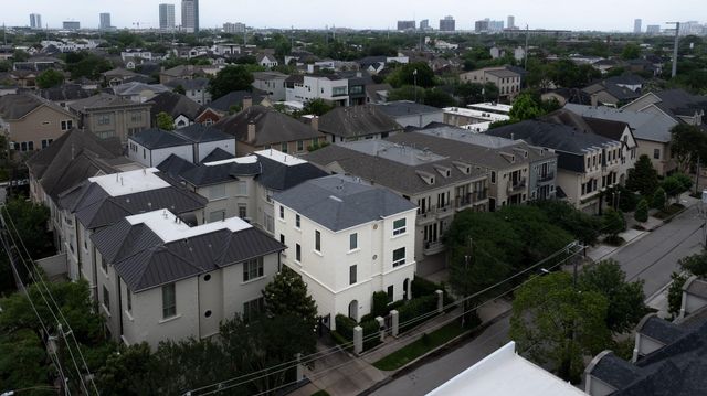 2105 Mcduffie Street, Houston, TX 77019