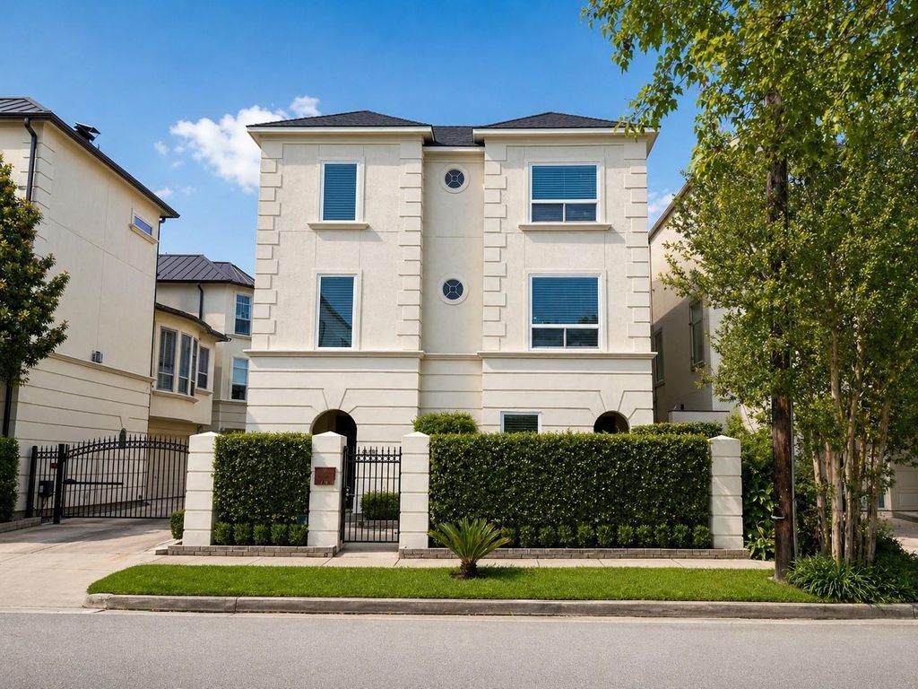 2105 Mcduffie Street, Houston, TX 77019