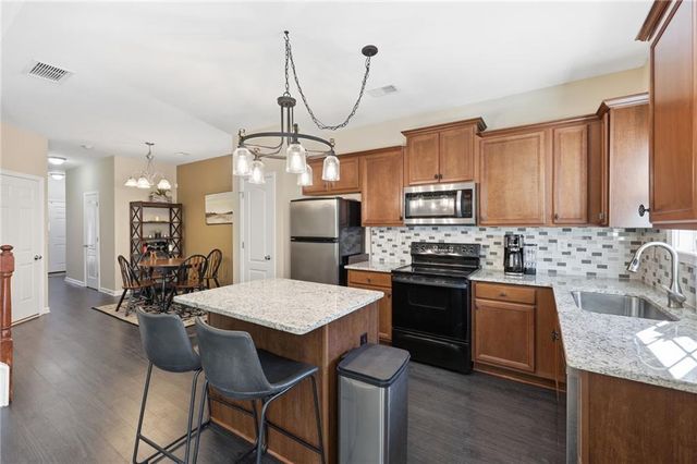 1499 Bluff Valley Circle, Gainesville, GA 30504