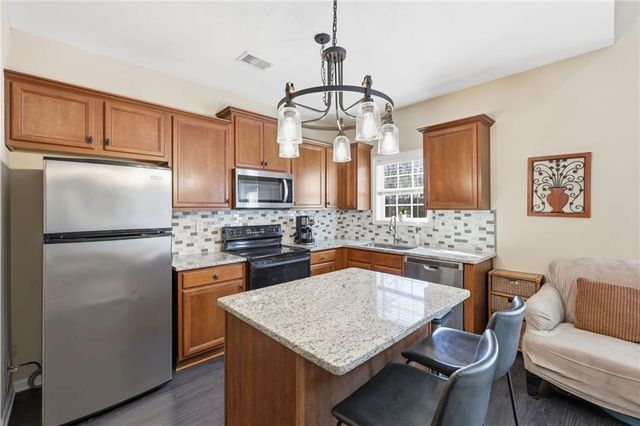 1499 Bluff Valley Circle, Gainesville, GA 30504
