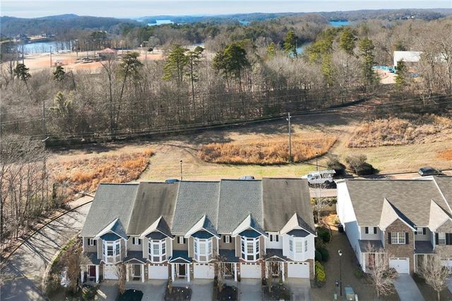 1499 Bluff Valley Circle, Gainesville, GA 30504