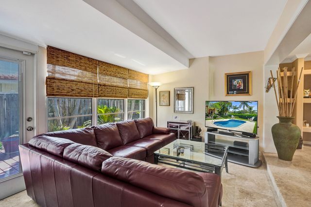 1900 N RIVERSIDE Drive, Pompano Beach, FL 33062