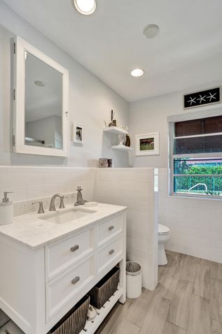 1900 N RIVERSIDE Drive, Pompano Beach, FL 33062