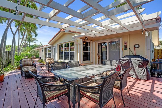 1900 N RIVERSIDE Drive, Pompano Beach, FL 33062