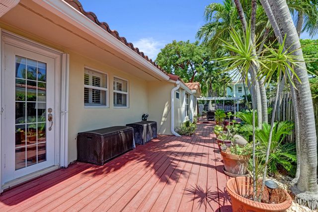 1900 N RIVERSIDE Drive, Pompano Beach, FL 33062
