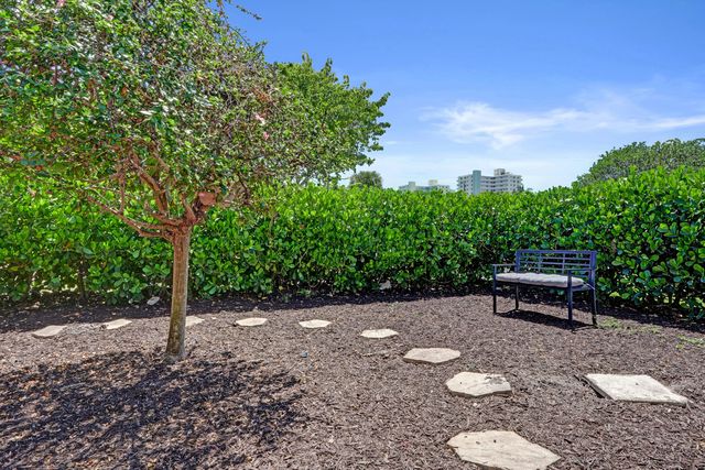 1900 N RIVERSIDE Drive, Pompano Beach, FL 33062