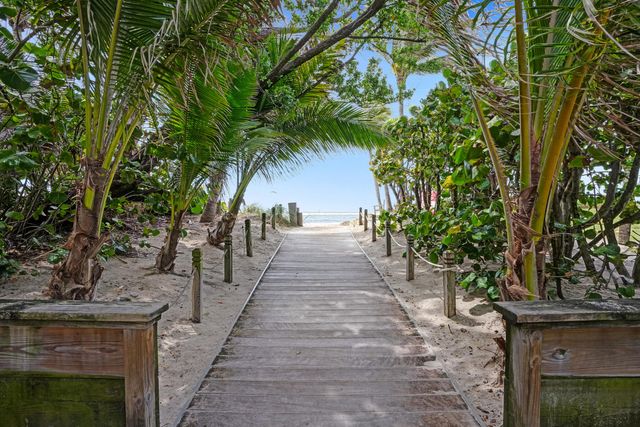 1900 N RIVERSIDE Drive, Pompano Beach, FL 33062