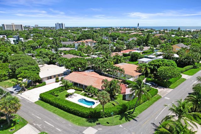 1900 N RIVERSIDE Drive, Pompano Beach, FL 33062
