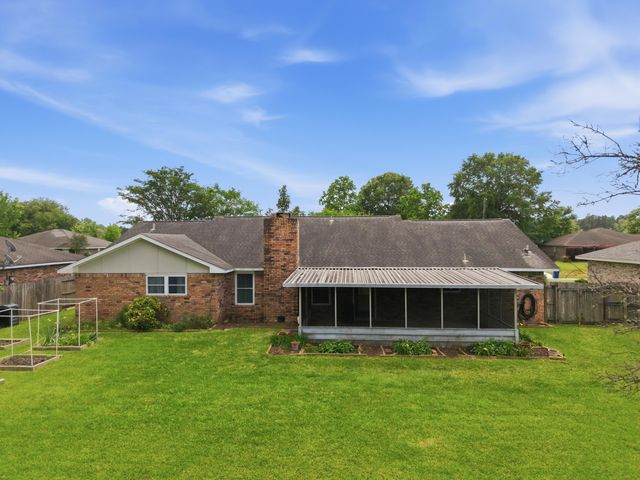 1408 Meadowbrook, Deridder, LA 70634