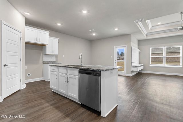 5505 Leeds Lane, Biloxi, MS 39532