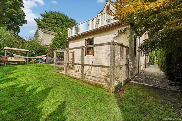 7 Parkview Court, White Plains, NY 10603
