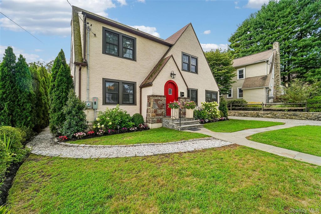7 Parkview Court, White Plains, NY 10603 — exterior
