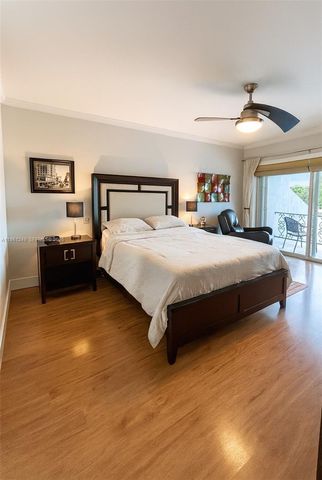 7282 Jacaranda Ln, Miami Lakes, FL 33014