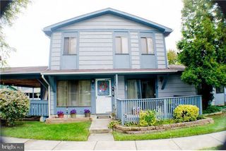 16 MAPLEWOOD, West Deptford, NJ 08066