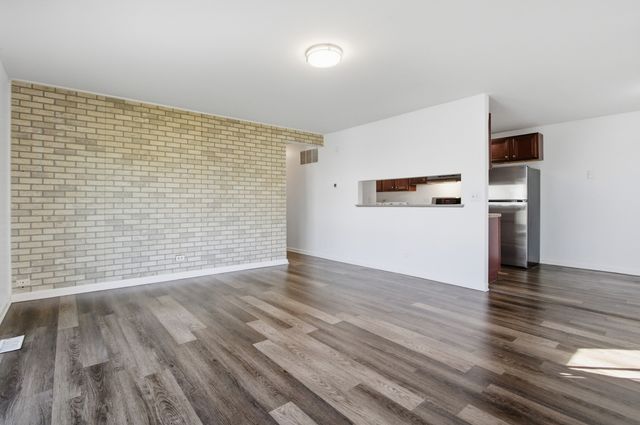 216 Eagle Court d, Bolingbrook, IL 60440