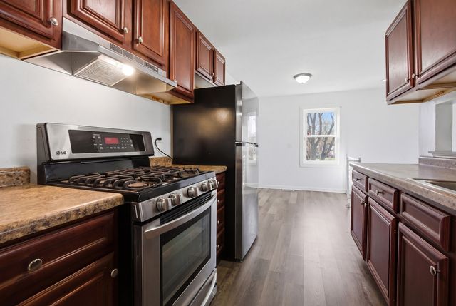 216 Eagle Court d, Bolingbrook, IL 60440